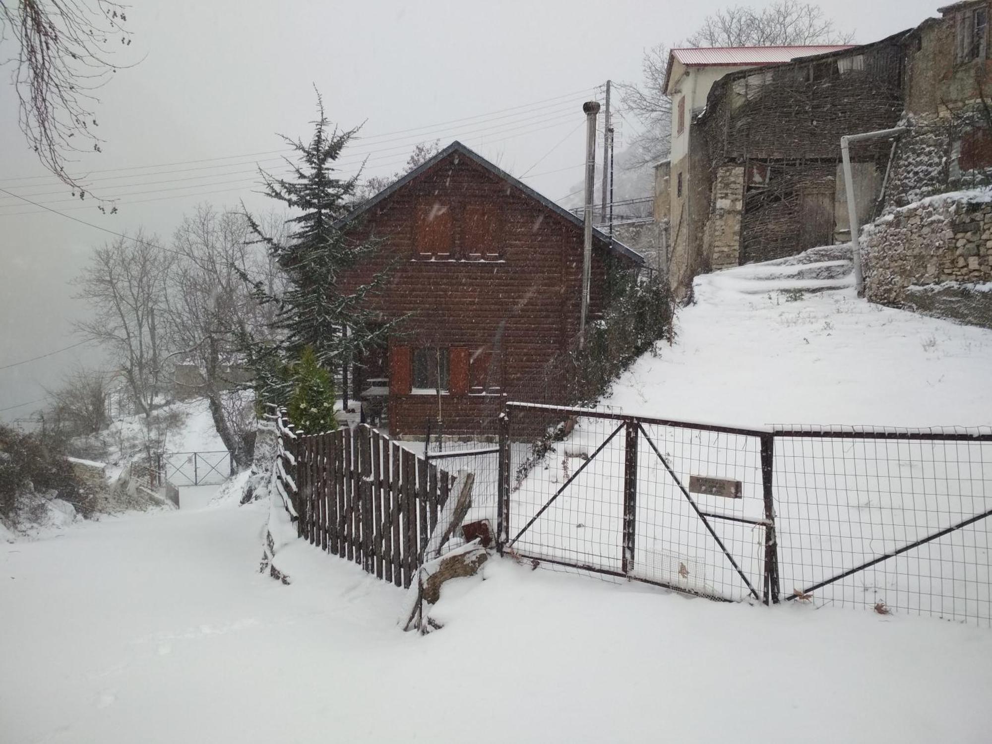 Villa Casa Di Lemnu - στο ματσούκι βορείων τζουμέρκων Matsouki